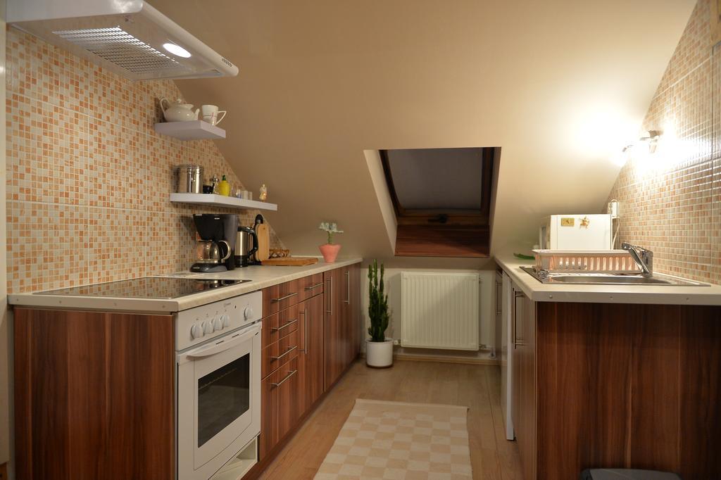 Sopron Eszter Apartman Εξωτερικό φωτογραφία