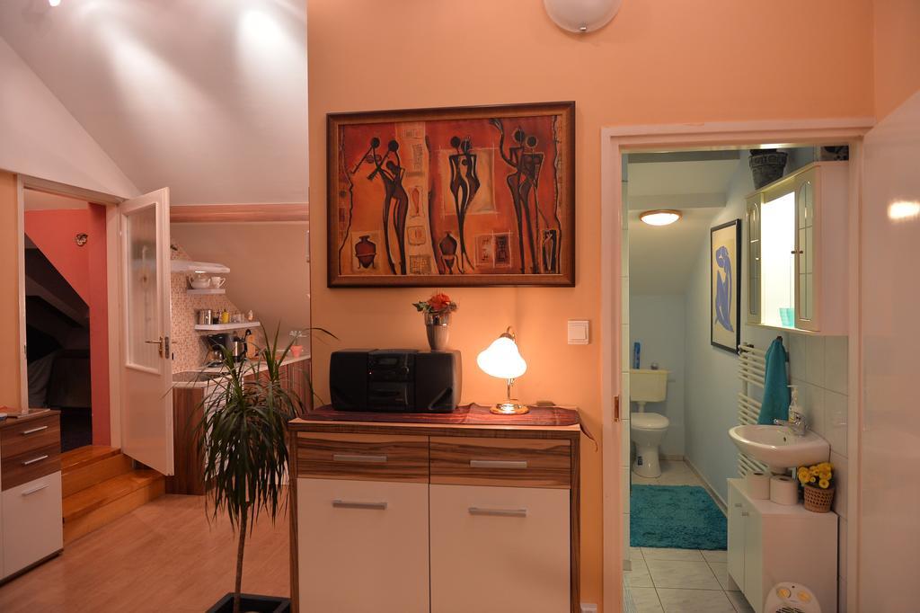 Sopron Eszter Apartman Δωμάτιο φωτογραφία